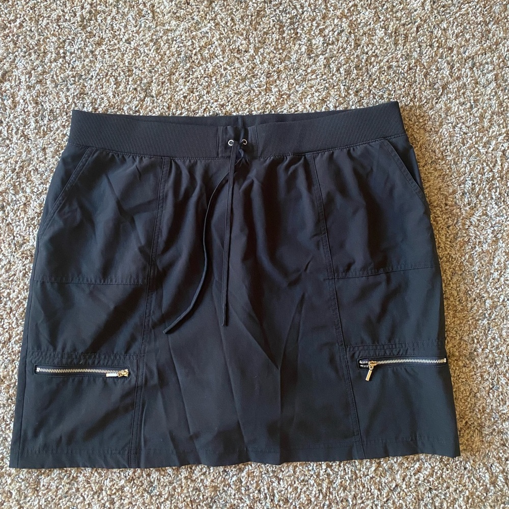 Woman’s black athletic skort